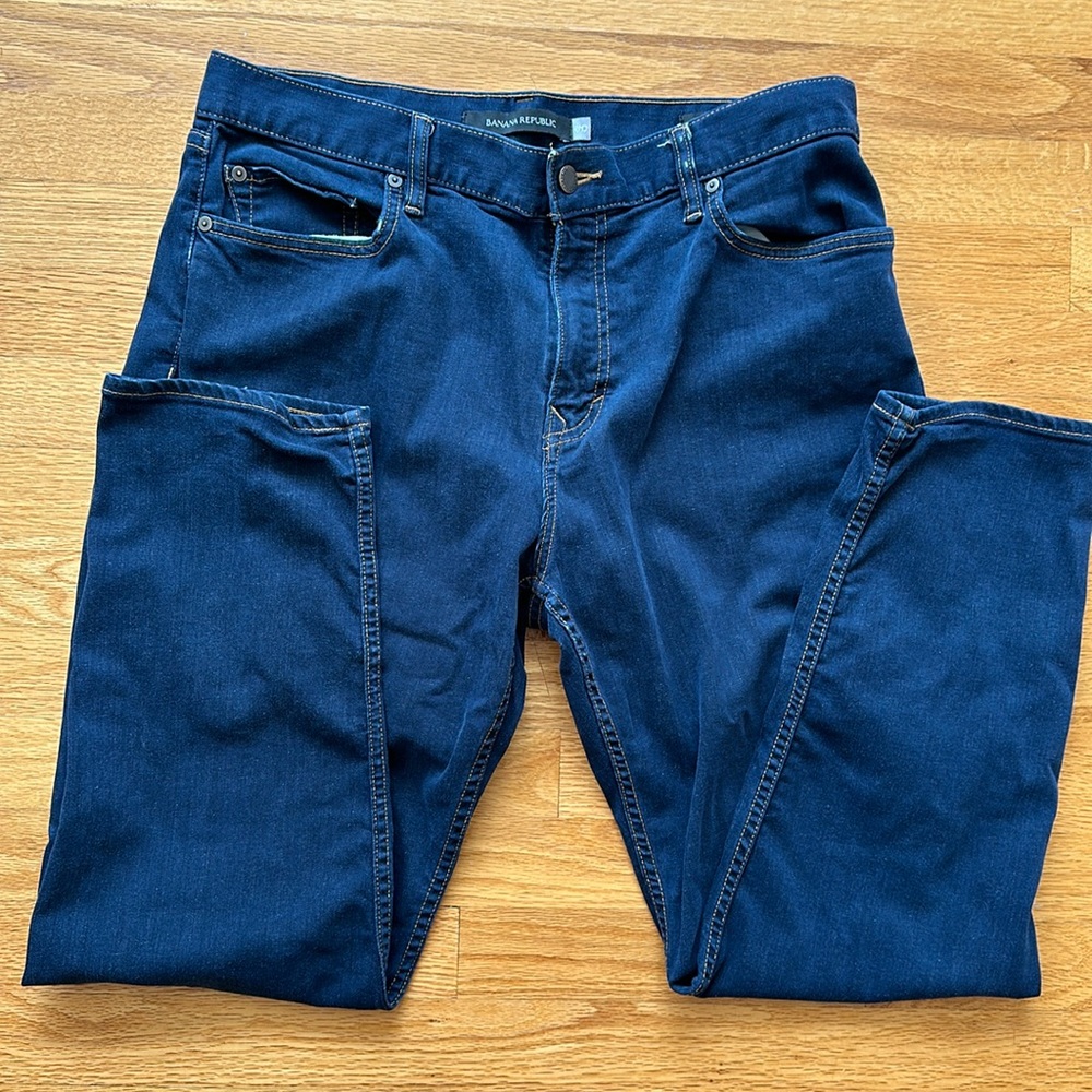Men’s Banana Republic dark rinse jeans 34x30